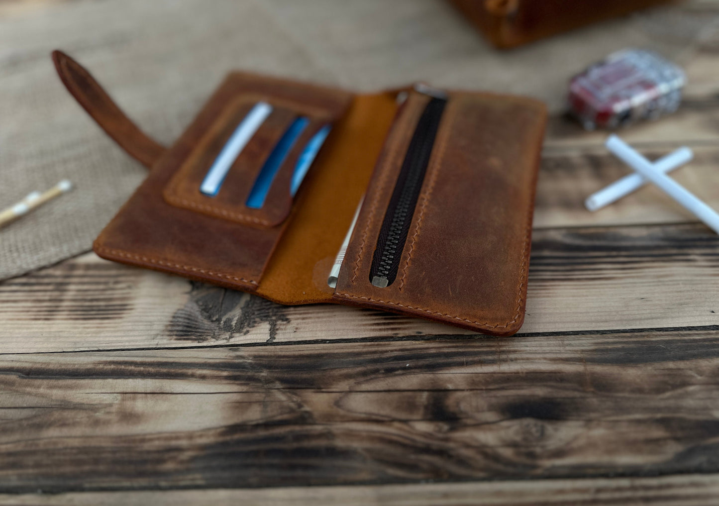 Crazy Deri Tütün Kılıfı – Hakiki Deri El Yapımı Kişiye Özel Tütün Çantası