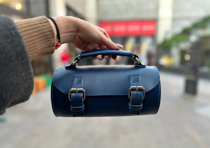 Hakiki Deri Kadın El Çantası – El Yapımı Silindirik Tasarım Premium Çanta